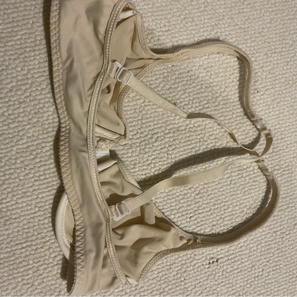 VICTORIA S SECRET SET OF 3 CREME COLOR BRAS SIZE 34B - Picture 7 of 9